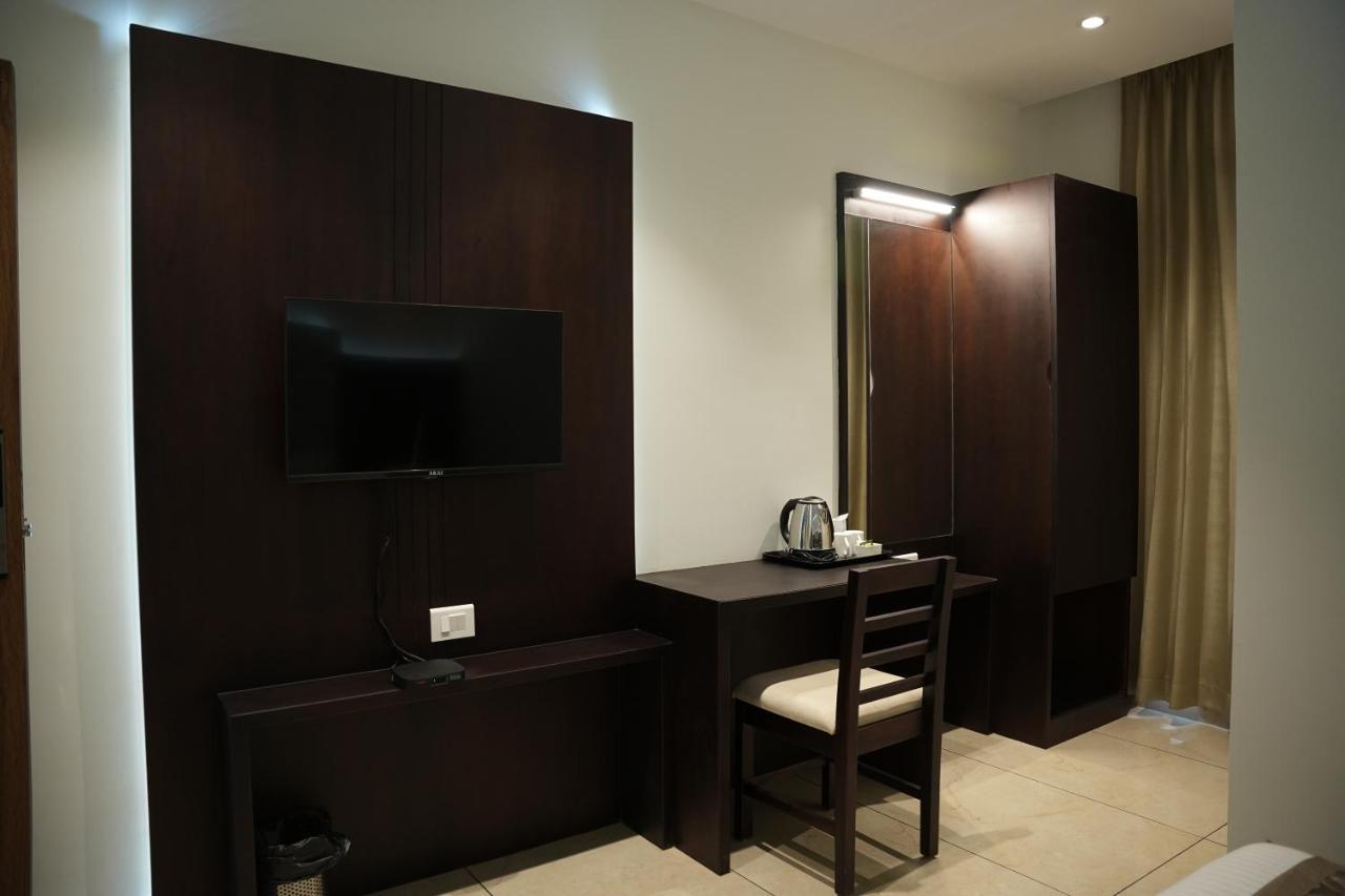 Hotel Sulu Residency Kochi Exterior foto