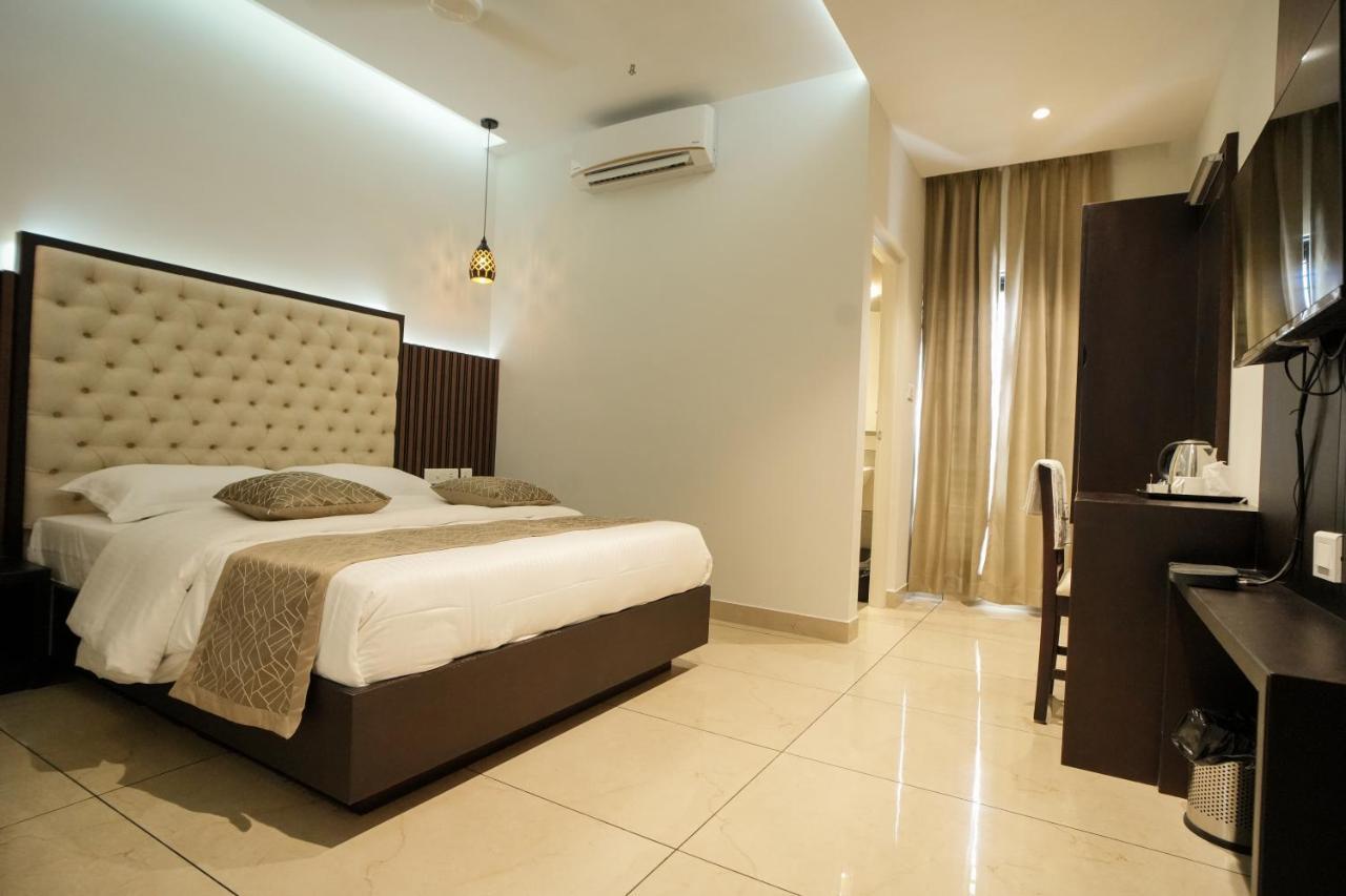 Hotel Sulu Residency Kochi Exterior foto